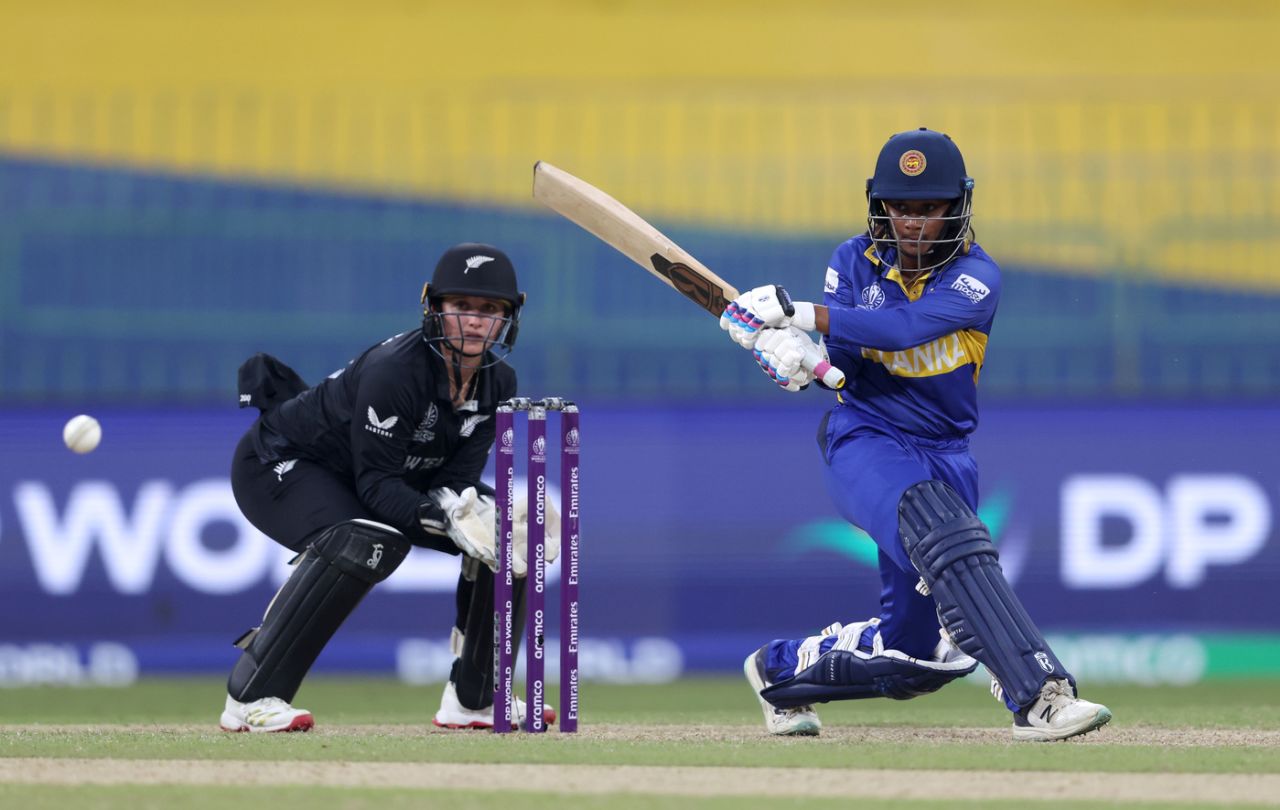 Harshitha Samarawickrama kept up the tempo in the middle overs, Harshitha Samarawickrama kept up the tempo in the middle overs