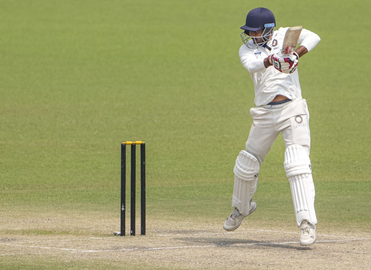 Abhay Negi plays a cut, Bengal vs Uttarakhand, Ranji Trophy, 4th day, Kolkata, October 18, 2025