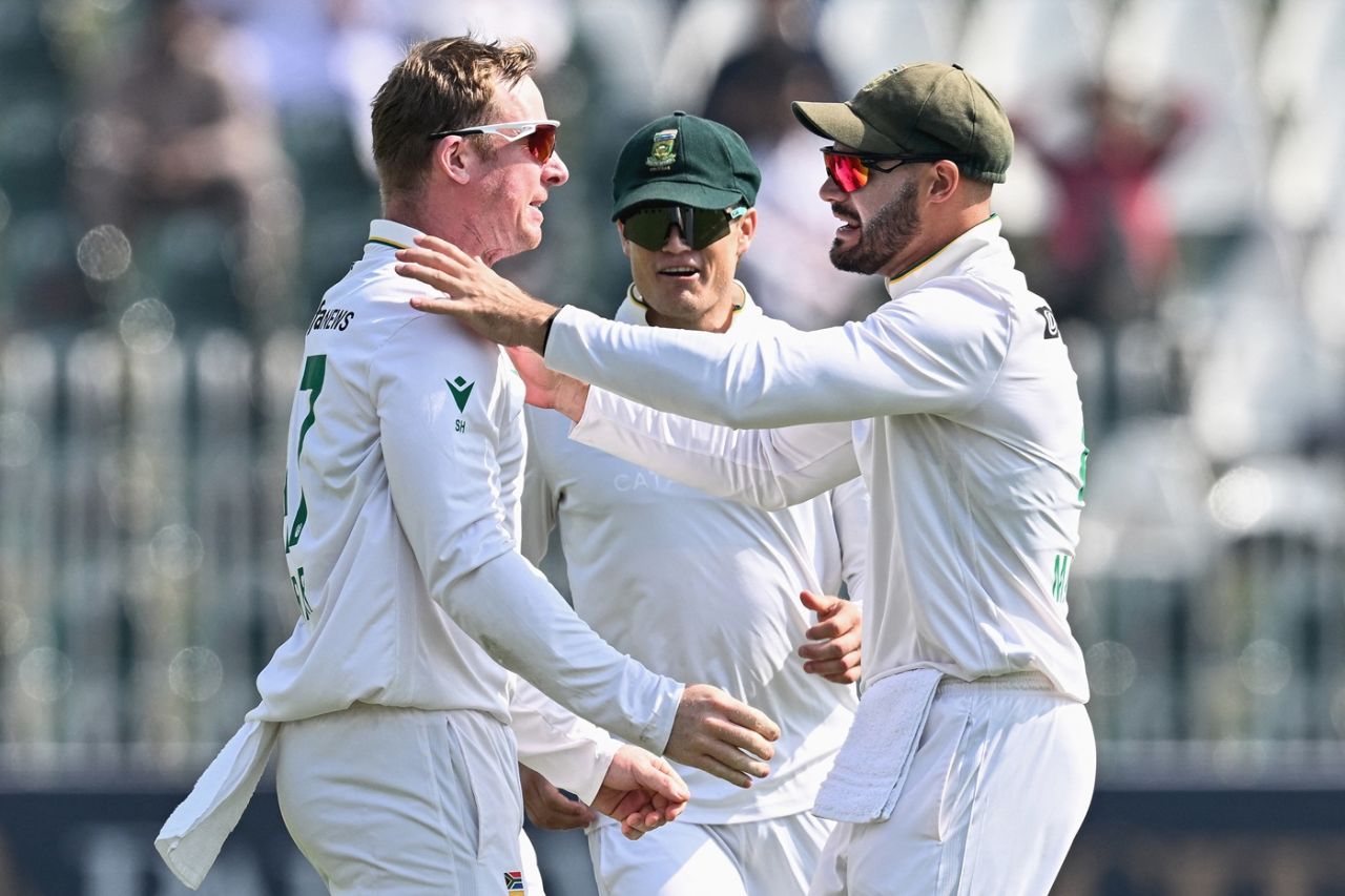 Simon Harmer celebrates a wicket, Pakistan vs South Africa, 1st day, 2nd Test, Rawalpindi, October 20, 2025