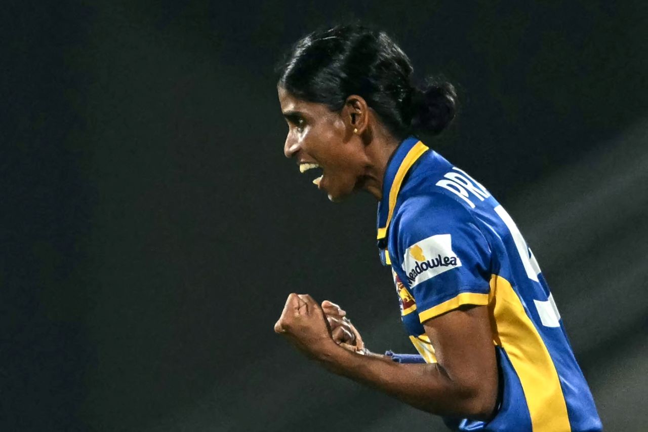 Udeshika Prabodhani struck in her first over, Bangladesh vs Sri Lanka, Women's World Cup 2025, Navi Mumbai, October 20, 2025
