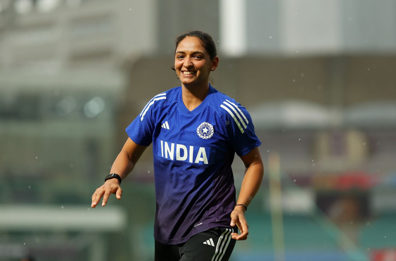 Harmanpreet Kaur enjoys a light moment, Navi Mumbai, October 21, 2025