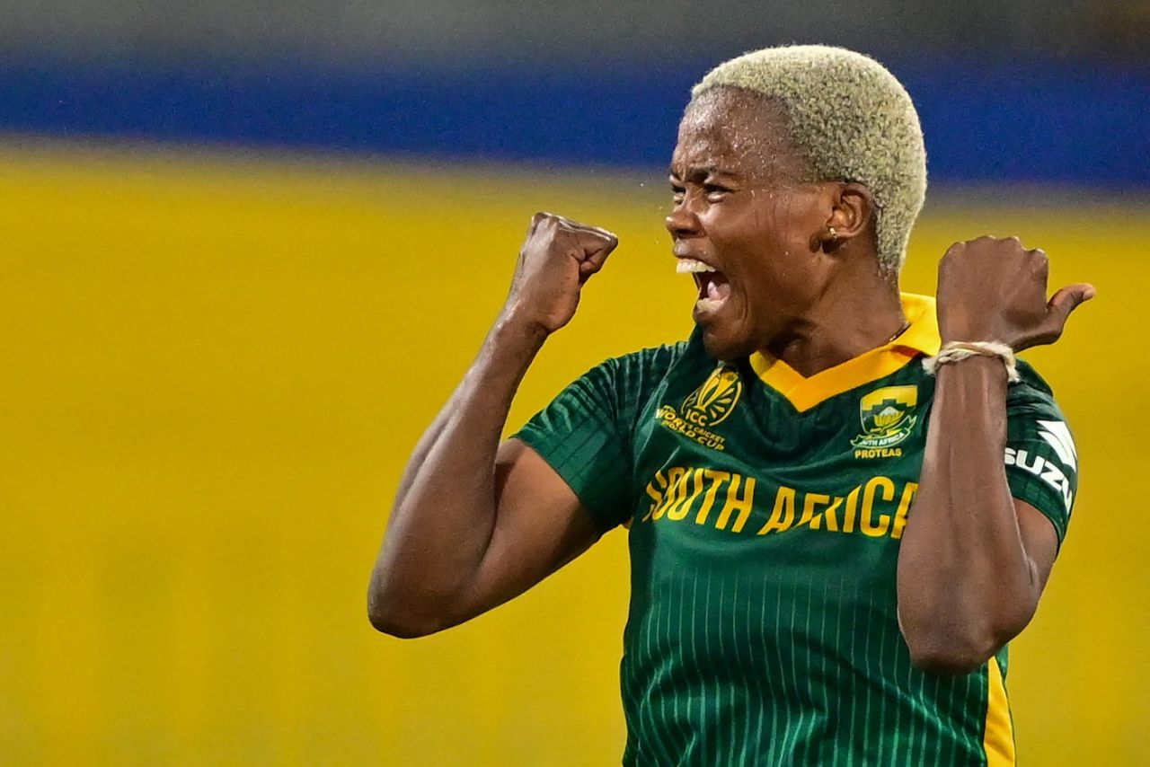 Nondumiso Shangase is pumped after getting rid of Fatima Sana, Pakistan vs South Africa, Women's World Cup, Colombo, October 21, 2025