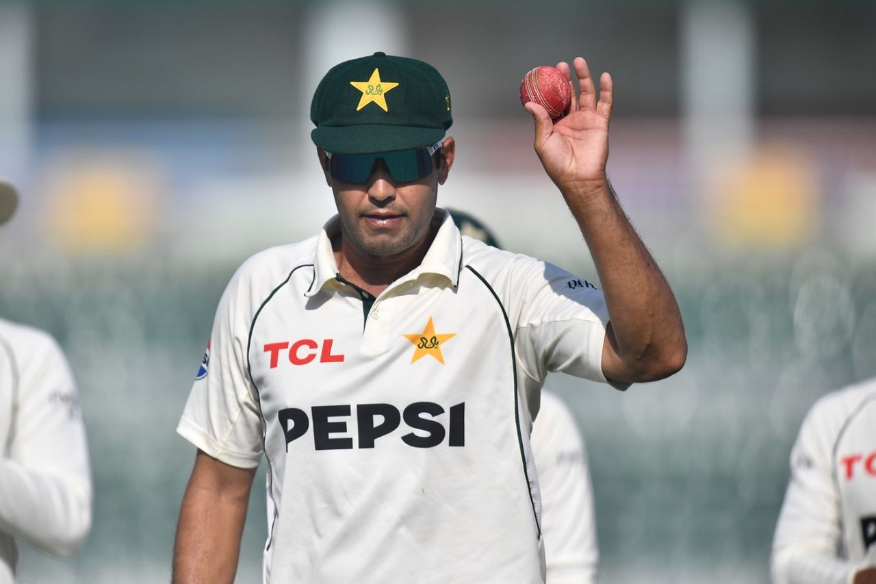 Asif Afridi picked up 6 for 79 on debut, Pakistan vs South Africa, 2nd Test, Rawalpindi, 3rd day, October 22, 2025