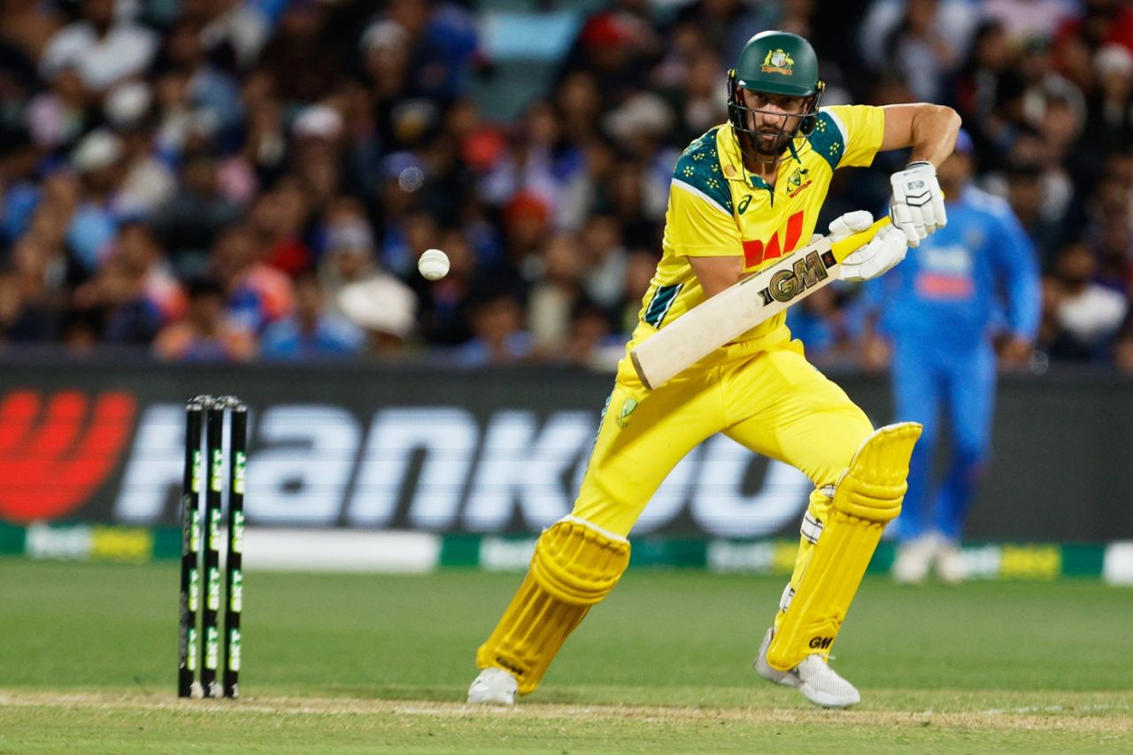 Matthew Short dabs one away, Australia vs India, 2nd ODI, Adelaide, October 23, 2025