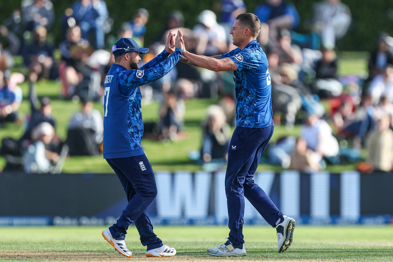 Brydon Carse struck two early blows, New Zealand vs England, 1st ODI, Mount Maunganui, October 26, 2025