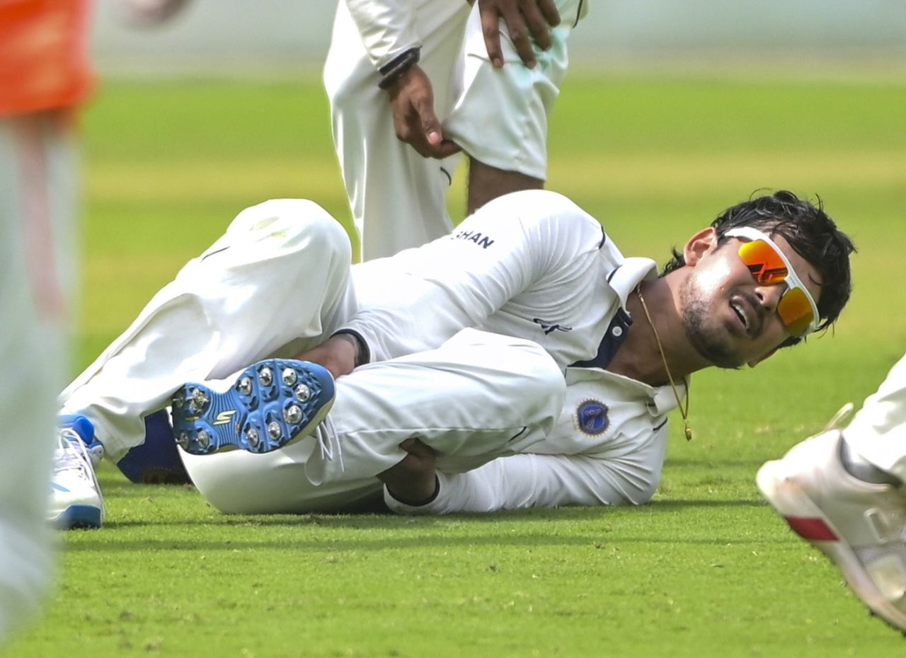 Ishan Kishan hurt himself in the field, Vidarbha vs Jharkhand, Day 3, Ranji Trophy, Nagpur, October 27, 2025