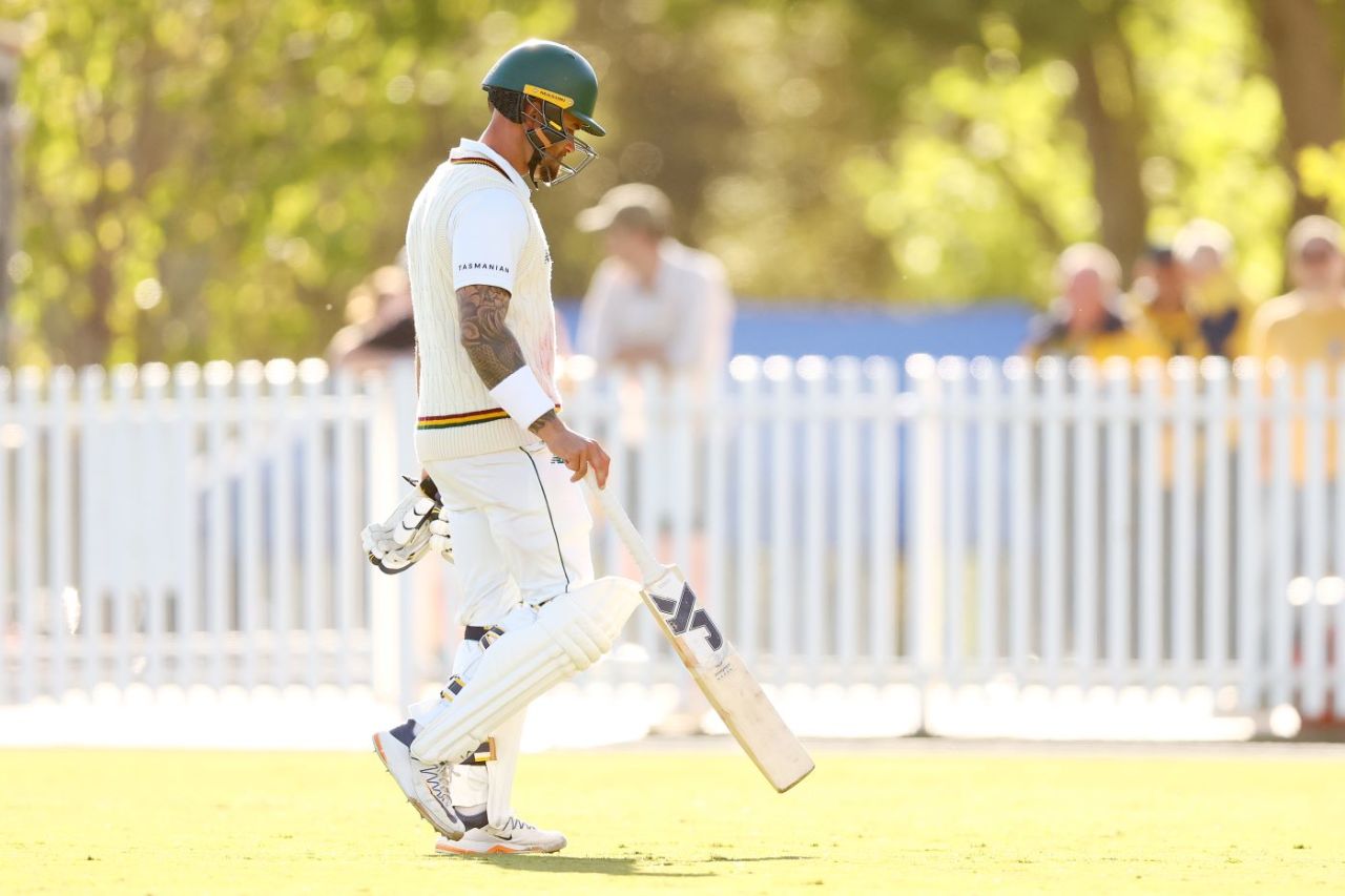 Jake Weatherald was dismissed for 0, Victoria vs Tasmania, Melbourne, Sheffield Shield, October 28, 2025 