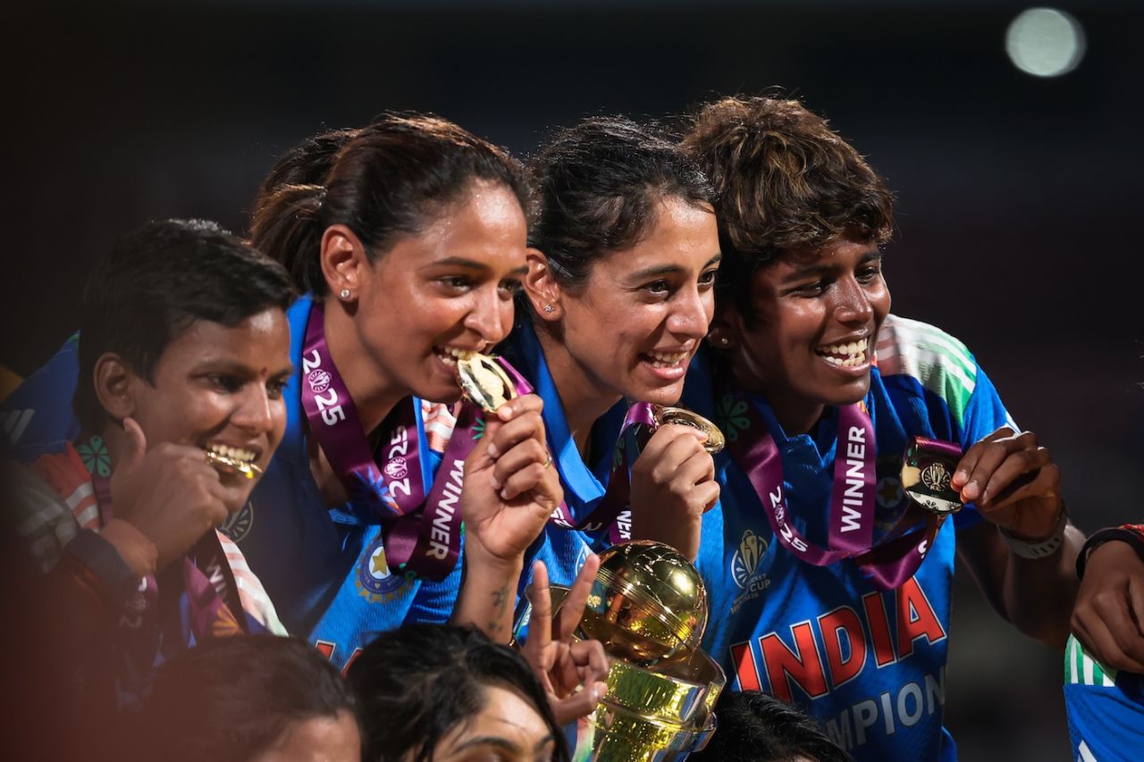 Deepti Sharma, Harmanpreet Kaur, Smriti Mandhana and Arundhati Reddy show off their medals, India vs South Africa, Women's ODI World Cup final, Navi Mumbai, November 2, 2025