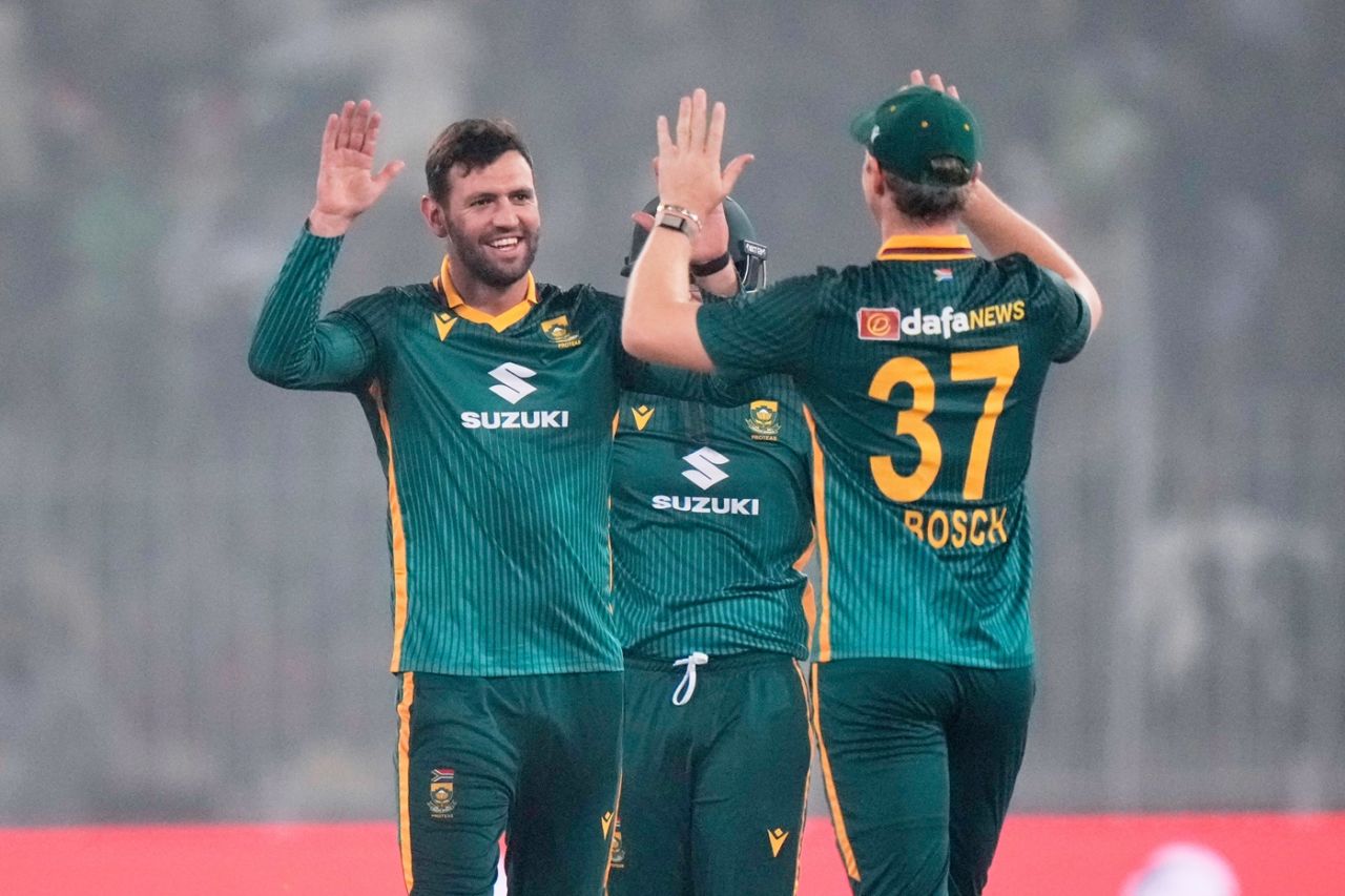 On debut, Donovan Ferreira dismissed both Pakistan openers, Pakistan vs South Africa, 1st ODI, Faisalabad, November 4, 2025