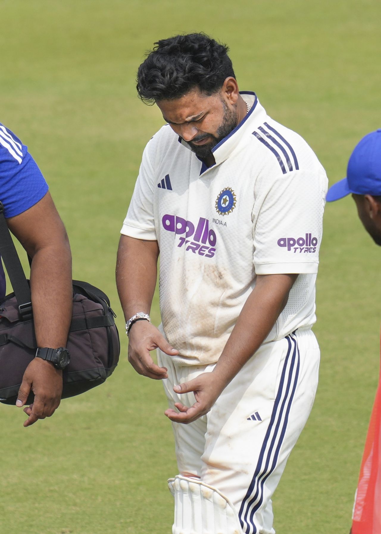 Rishabh Pant retired hurt on the third morning, India A vs South Africa A, 2nd unofficial Test, 3rd day, Bengaluru, November 8, 2025