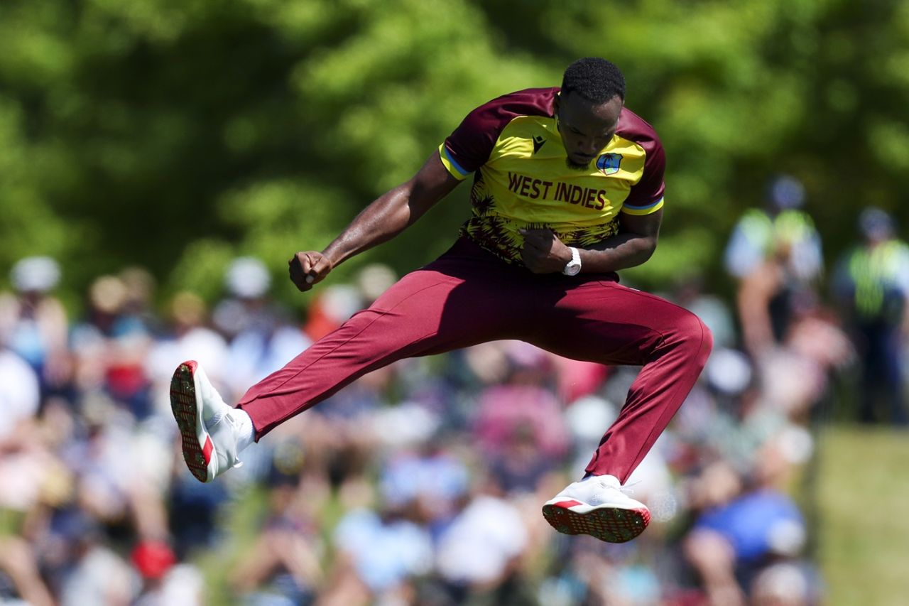 Matthew Forde picked up 2 for 20 in his four overs, New Zealand vs West Indies, 3rd T20I, Nelson, November 9, 2025