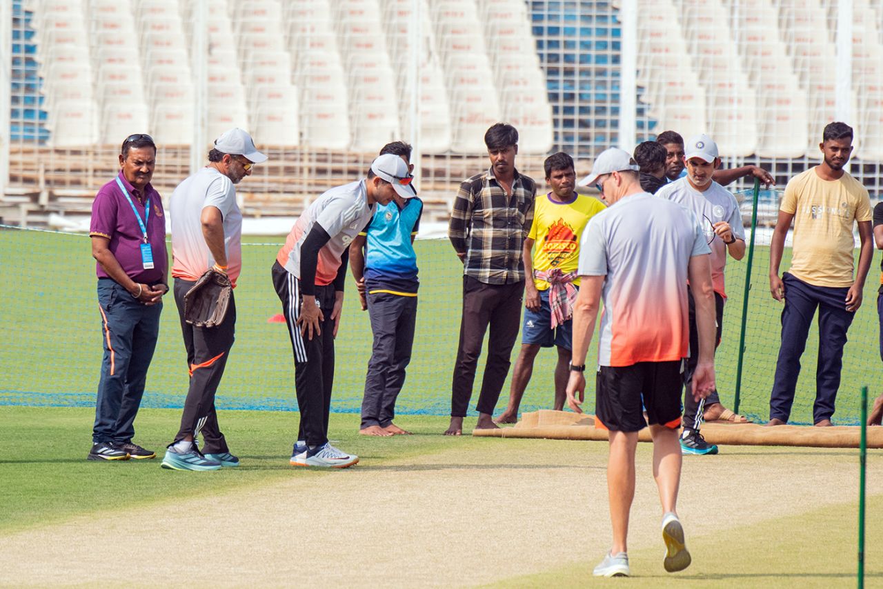 Sitanshu Kotak, Shubman Gill, Morne Morkel and Gautam Gambhir have a look at the pitch, Kolkata, November 11, 2025