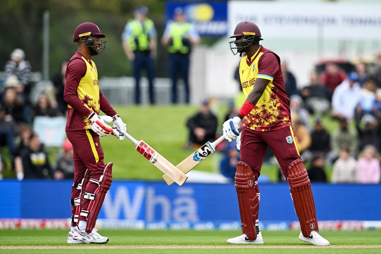 Roston Chase and Jason Holder in partnership, New Zealand vs West Indies, 5th T20I, Dunedin, November 13, 2025