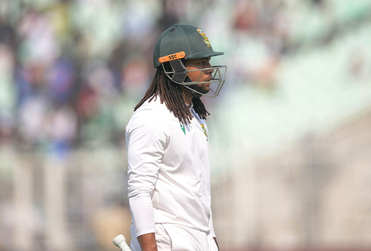 Tony de Zorzi walks back after being out lbw, India vs South Africa, 1st Test, Kolkata, 1st day, November 14, 2025