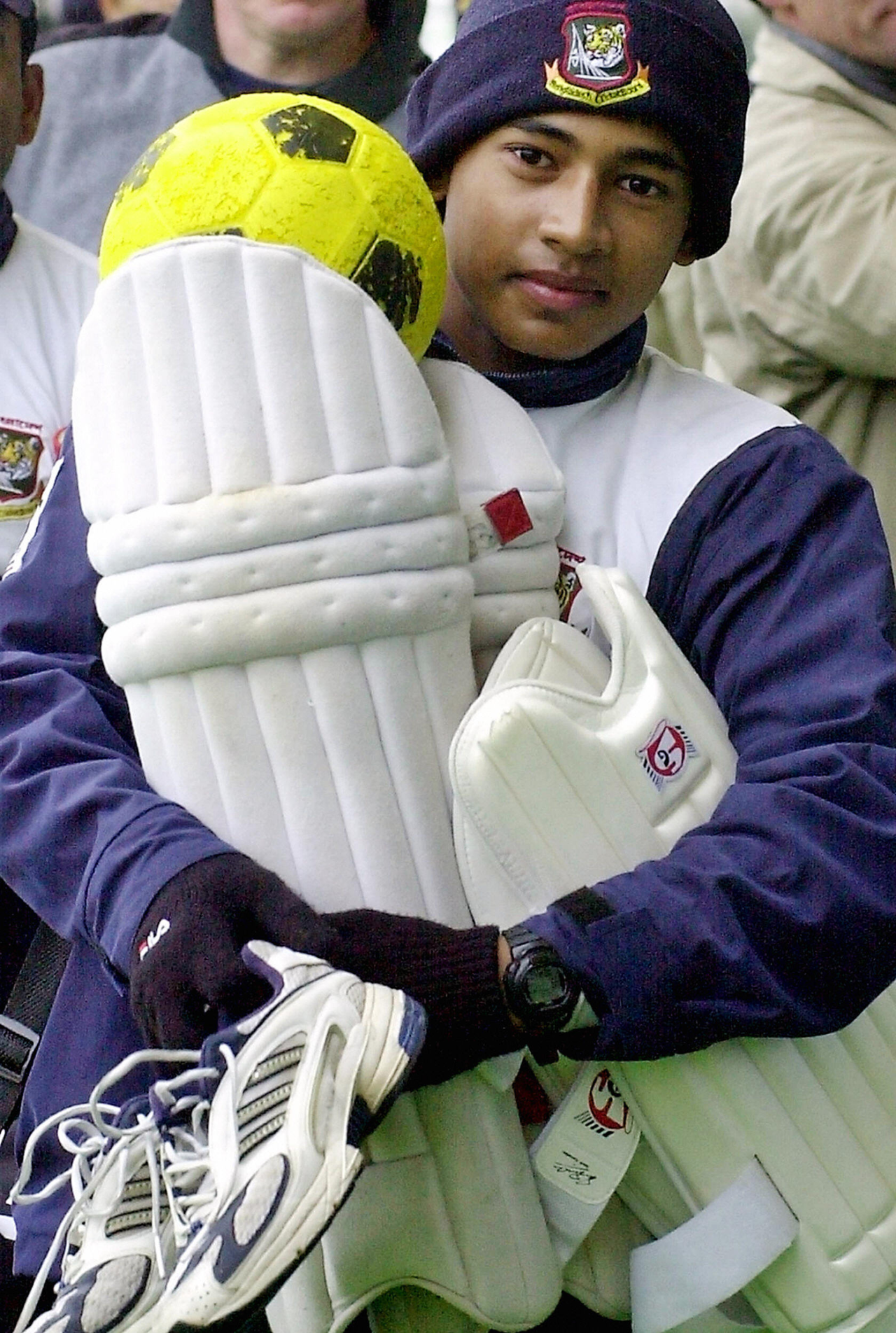 Eighteen-year-old Mushfiqur Rahim comes for practice carrying his kit, Lord's, May 24, 2005