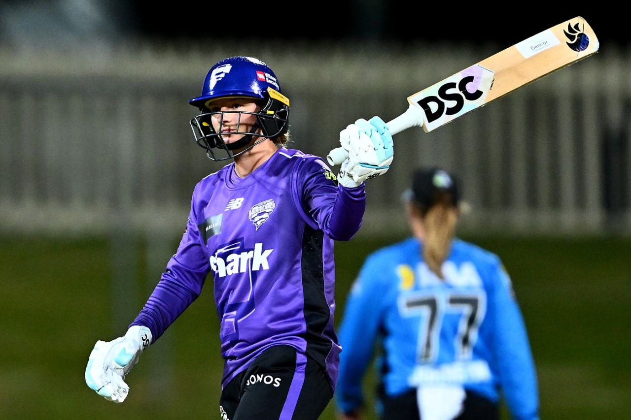 Danni Wyatt-Hodge made 72 not out, Adelaide Strikers vs Hobart Hurricanes, Hobart, WBBL, Nov 18 2025