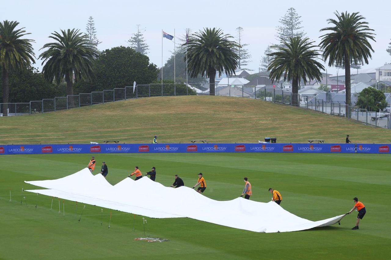 Steady rain delayed the toss in the second ODI, New Zealand vs West Indies, 2nd ODI, Napier, November 19, 2025