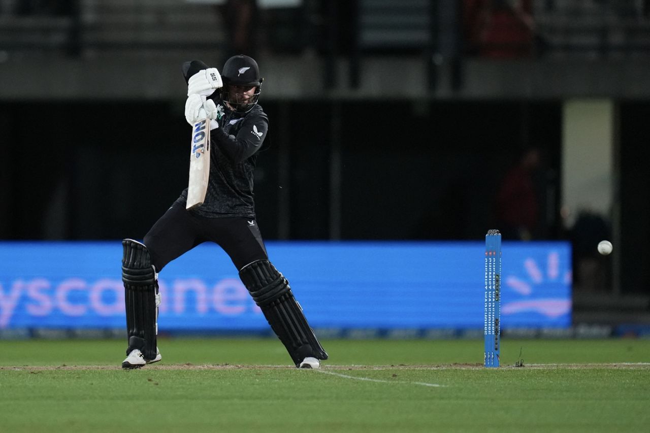 Devon Conway slices the ball away, New Zealand vs West Indies, 2nd ODI, Napier, November 19, 2025