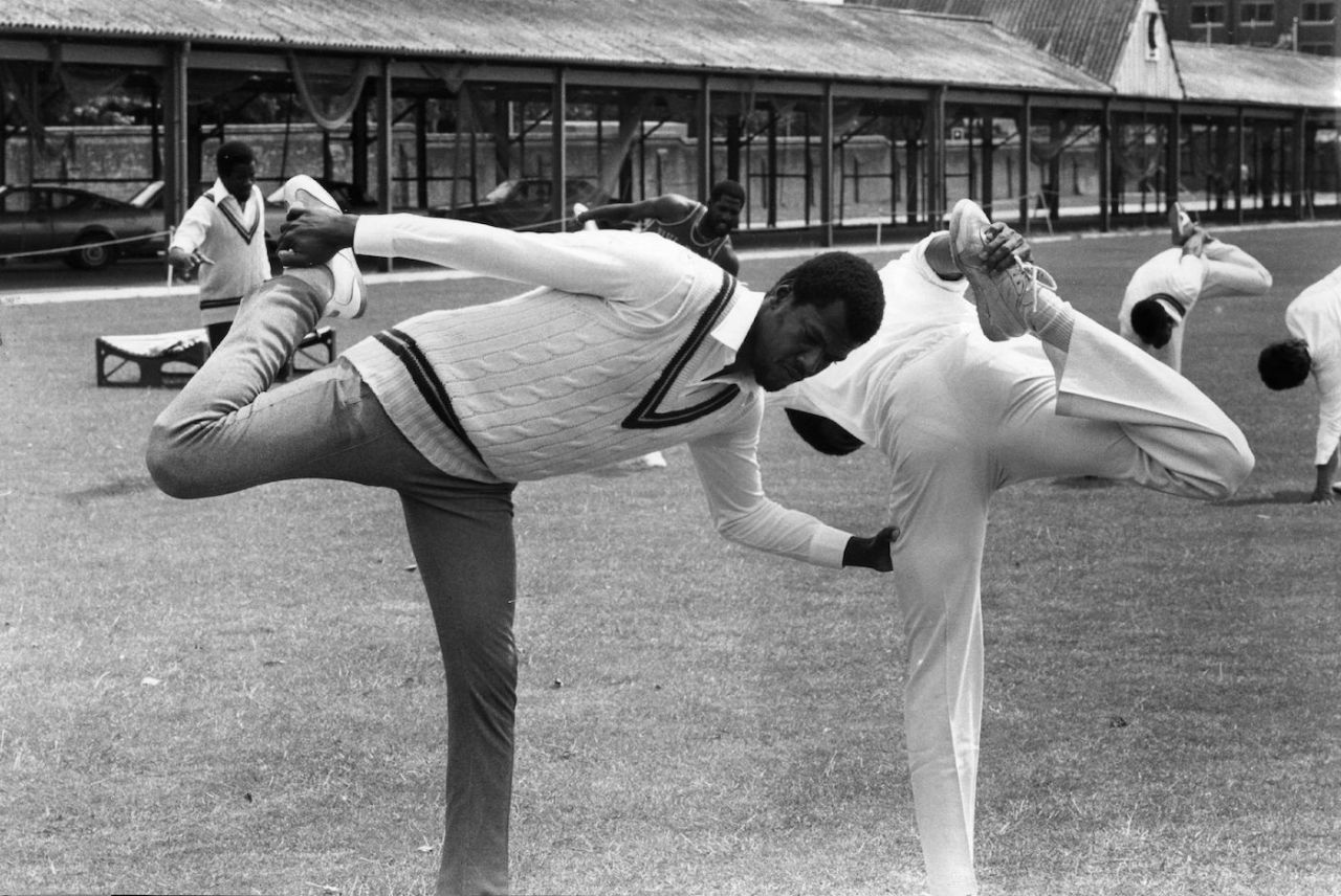 Colin Croft and Michael Holding turn from team-mates into stretch partners, June 18, 1980