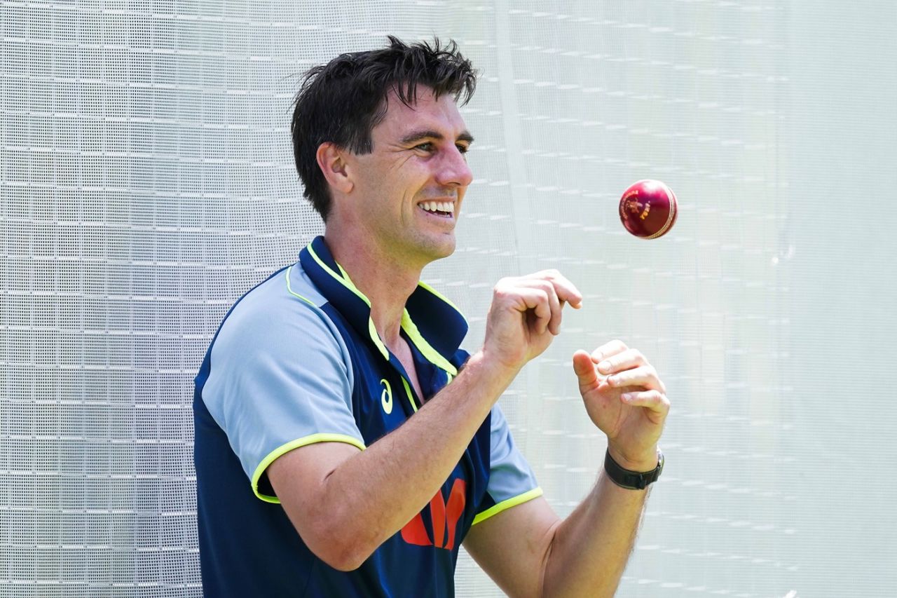 Pat Cummins trains in Perth, Australia vs England, Perth, November 20, 2025
