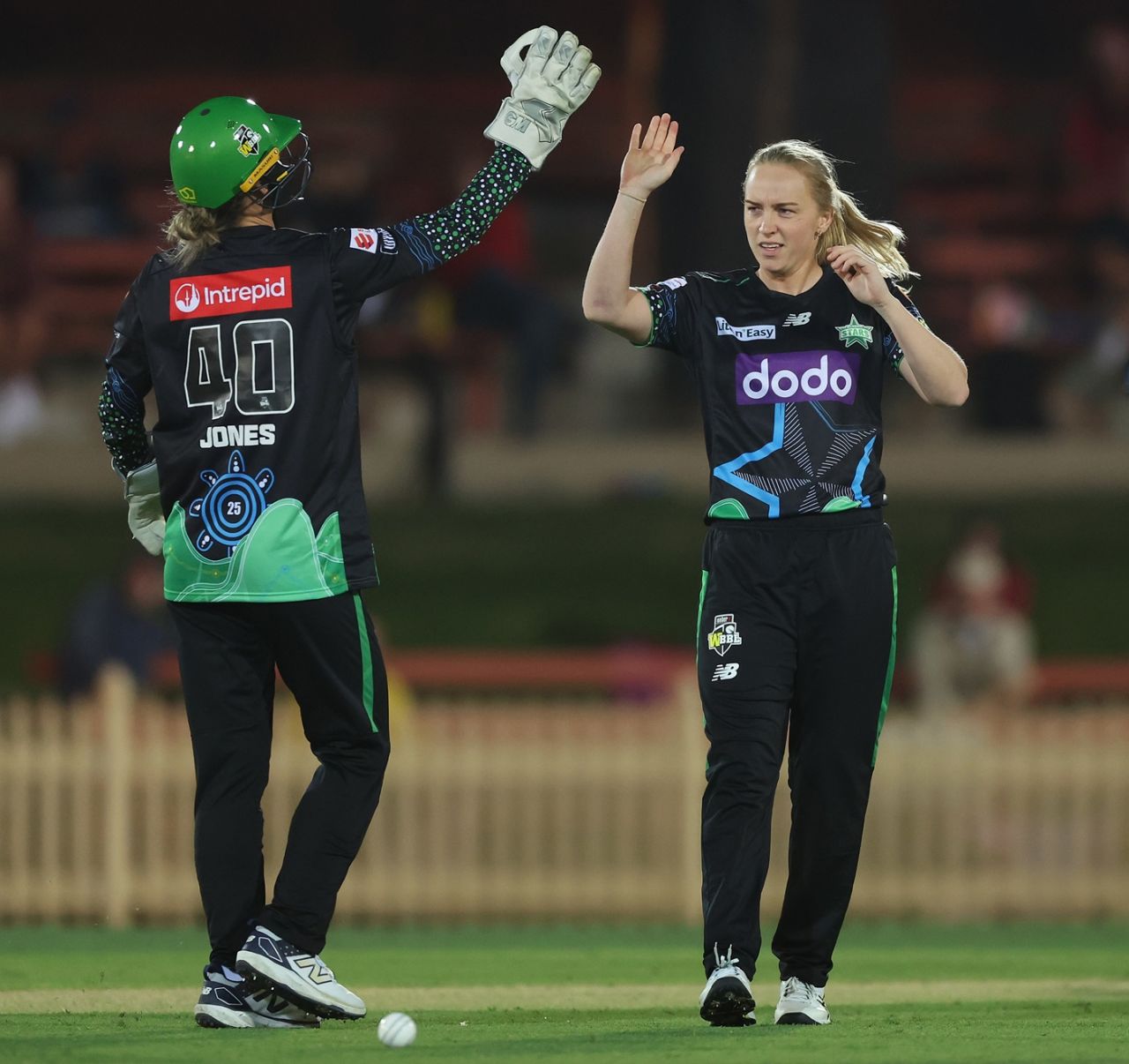Kim Garth picked up four wickets, Sydney Sixers vs Melbourne Stars, Women's Big Bash League, Sydney, November 20, 2025