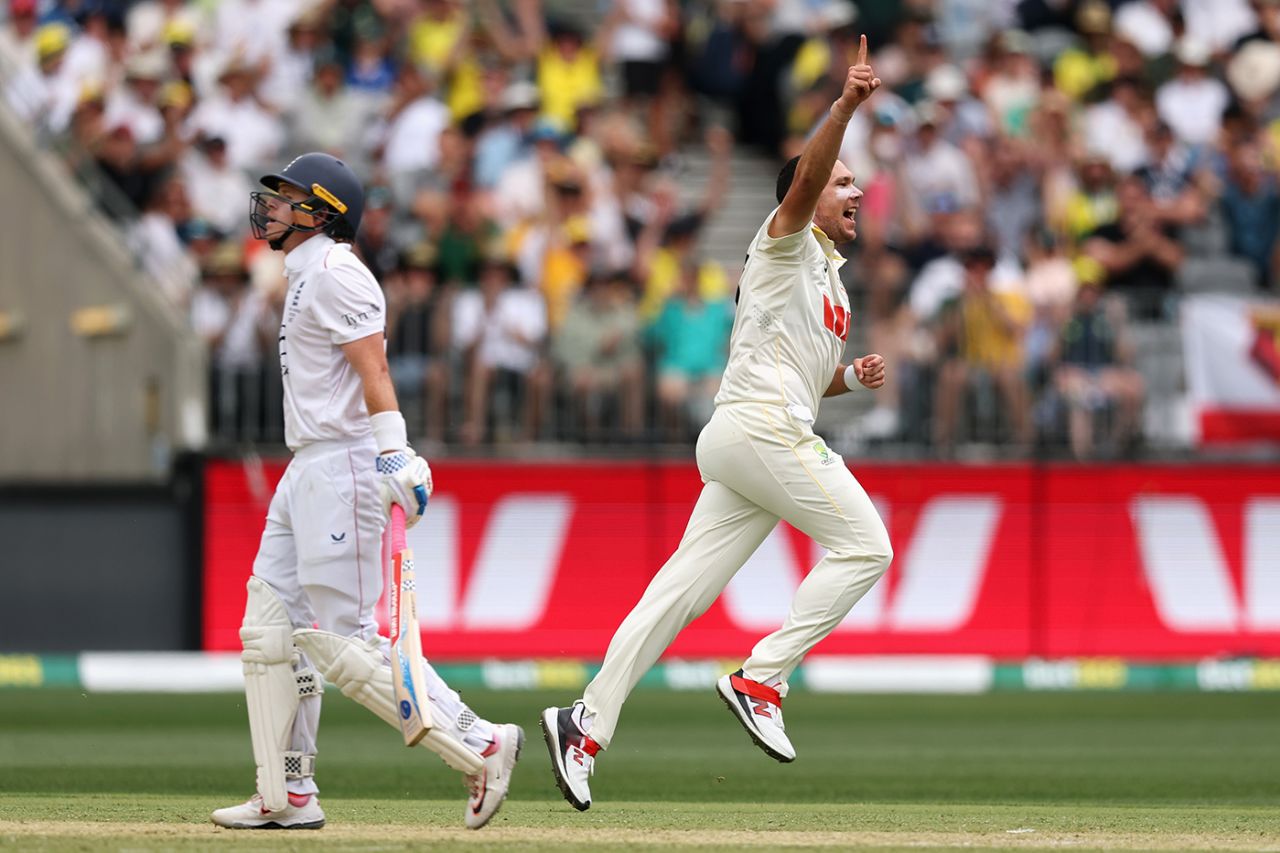 Scott Boland claimed the wicket of Ollie Pope, Australia vs England, 1st Test, The Ashes, Perth Stadium, November 22, 2025