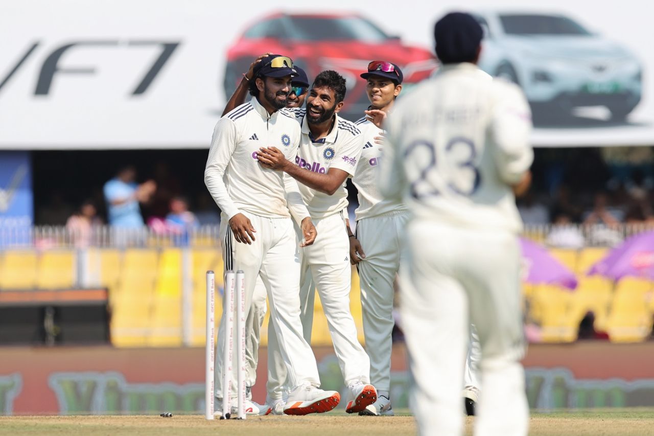 Jasprit Bumrah celebrates with KL Rahul, who had dropped Aiden Markram earlier, India vs South Africa, 2nd Test, Guwahati, day 1, November 22, 2025