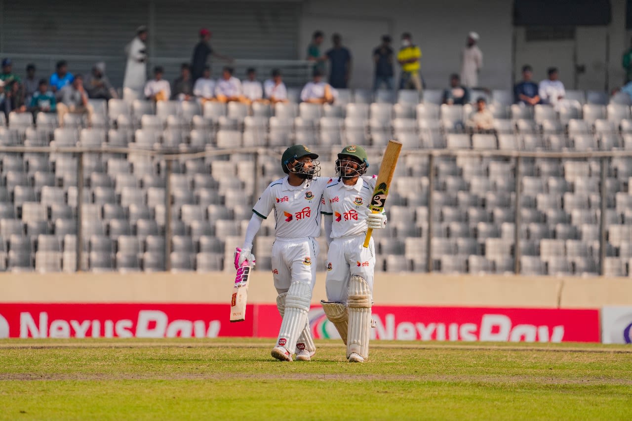 Mushfiqur Rahim and Mominul Haque put up a century stand, Bangladesh vs Ireland, 2nd Test, Dhaka, 4th day, November 22, 2025