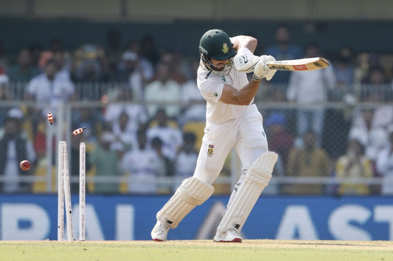 Aiden Markram chops on, India vs South Africa, 2nd Test, Guwahati, day 1, November 22, 2025