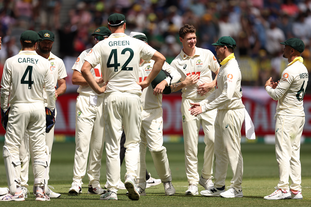 Australia wait for the DRS outcome against Jamie Smith, Australia vs England, 1st Test, The Ashes, Perth Stadium, November 22, 2025