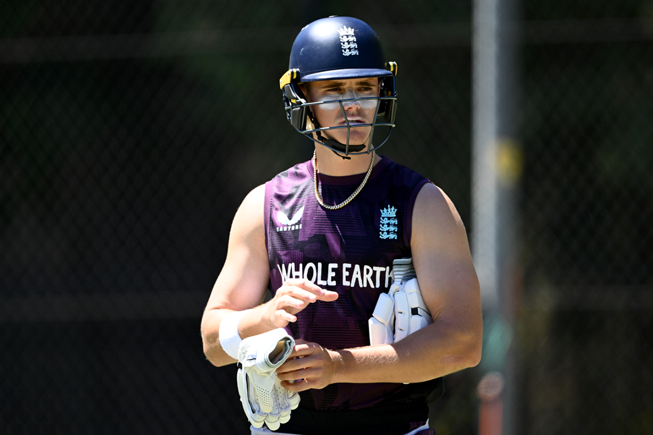 Jacob Bethell prepares for a net, Canberra, November 27, 2025