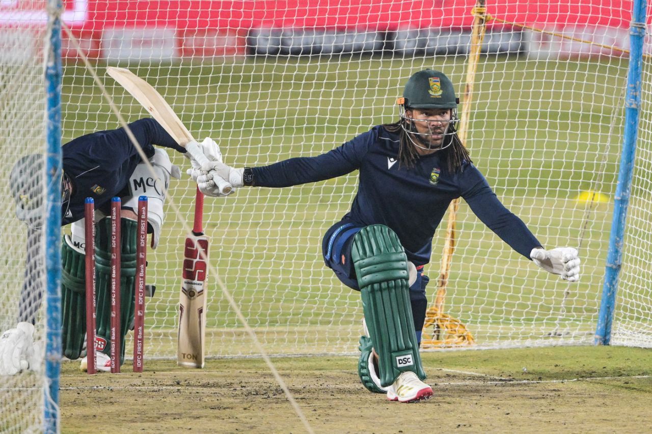Tony de Zorzi bats in the nets, Ranchi, November 29, 2025