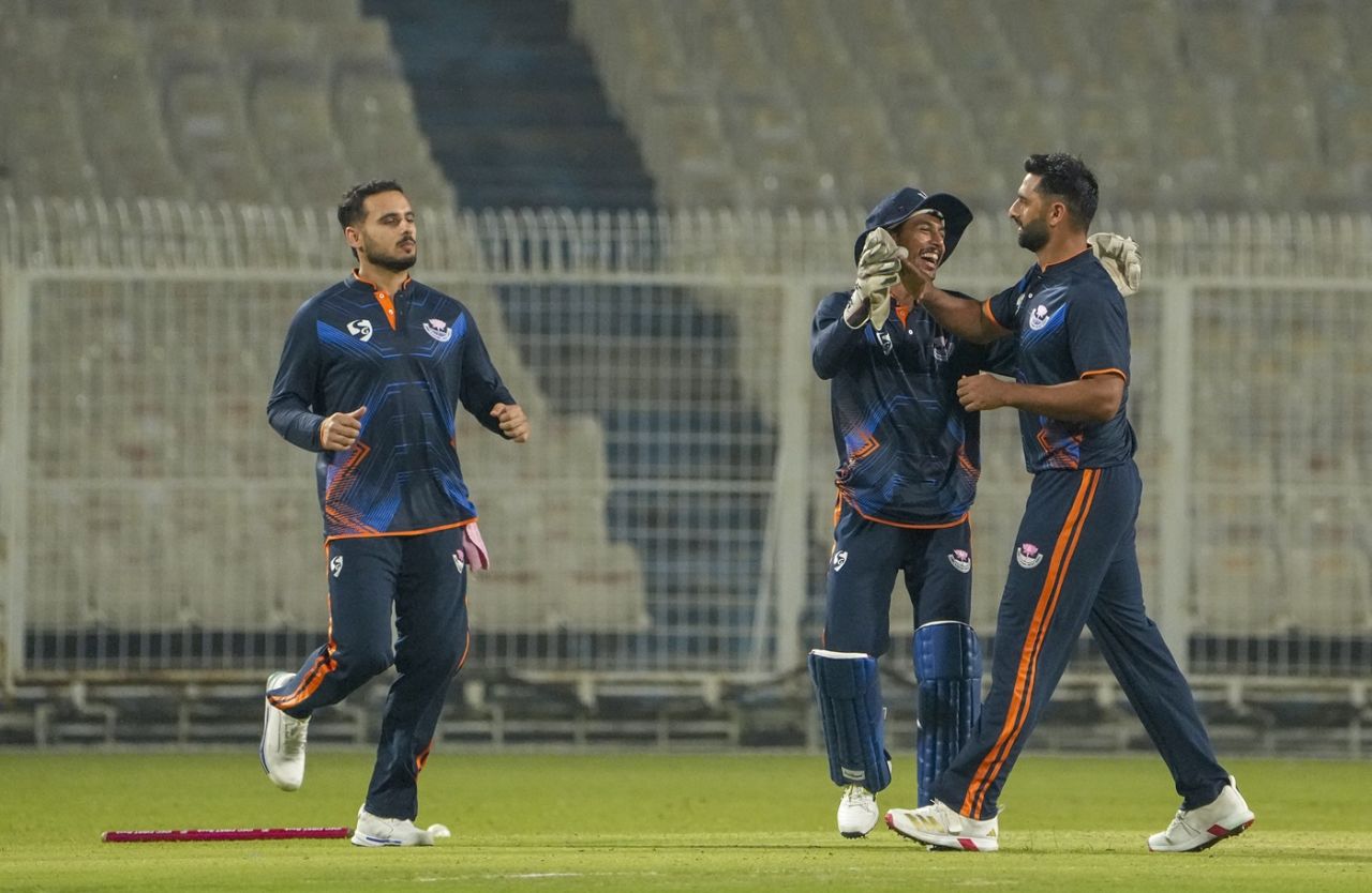 Auqib Nabi picked up 4 for 16, Bihar vs Jammu & Kashmir, Syed Mushtaq Ali Trophy 2025-26, Kolkata, November 30, 2025