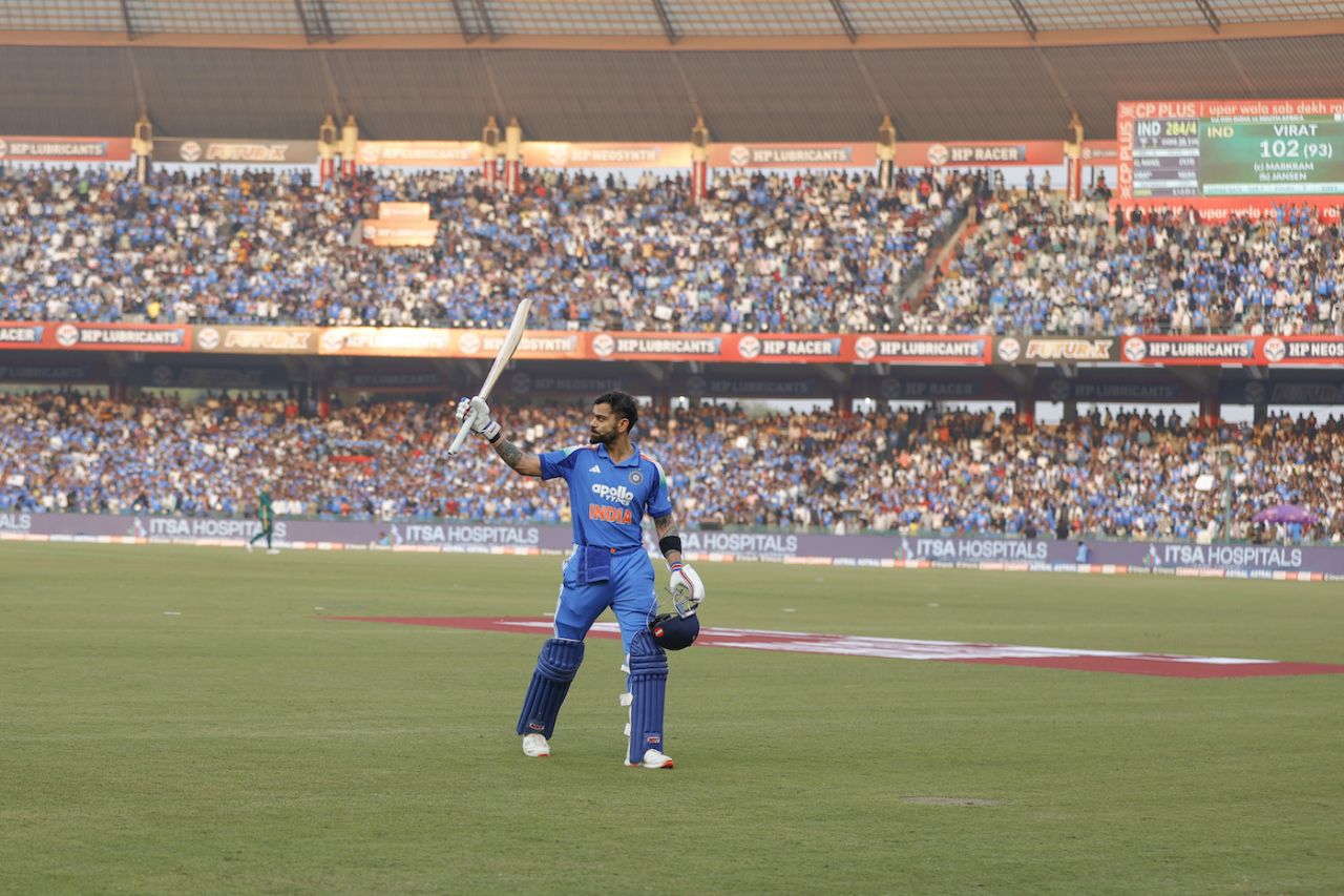 Virat Kohli walks back after making 102, India vs South Africa, 2nd ODI, Raipur, December 3, 2025