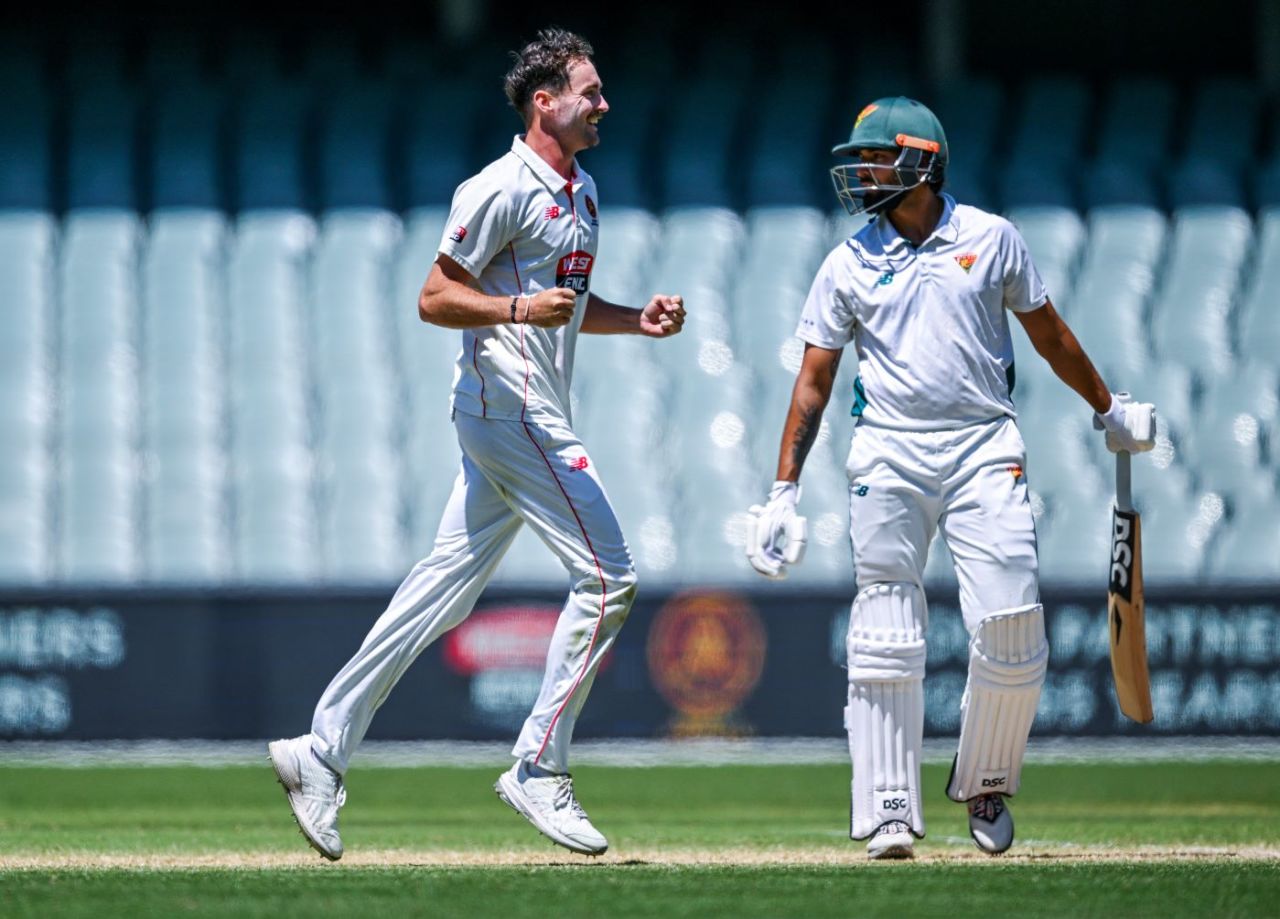 Jordan Buckingham took eight wicket for the match, South Australia vs Tasmania, Sheffield Shield, Adelaide Oval, December 5, 2025