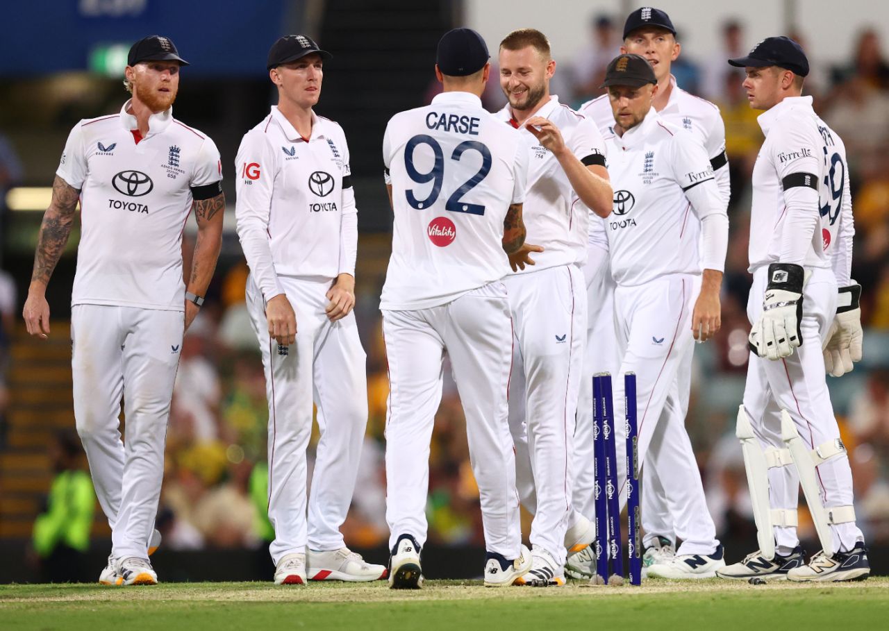 Gus Atkinson removed Travis Head to give England something to cheer, Australia vs England, 2nd Test, Brisbane, 3rd day, December 7, 2025