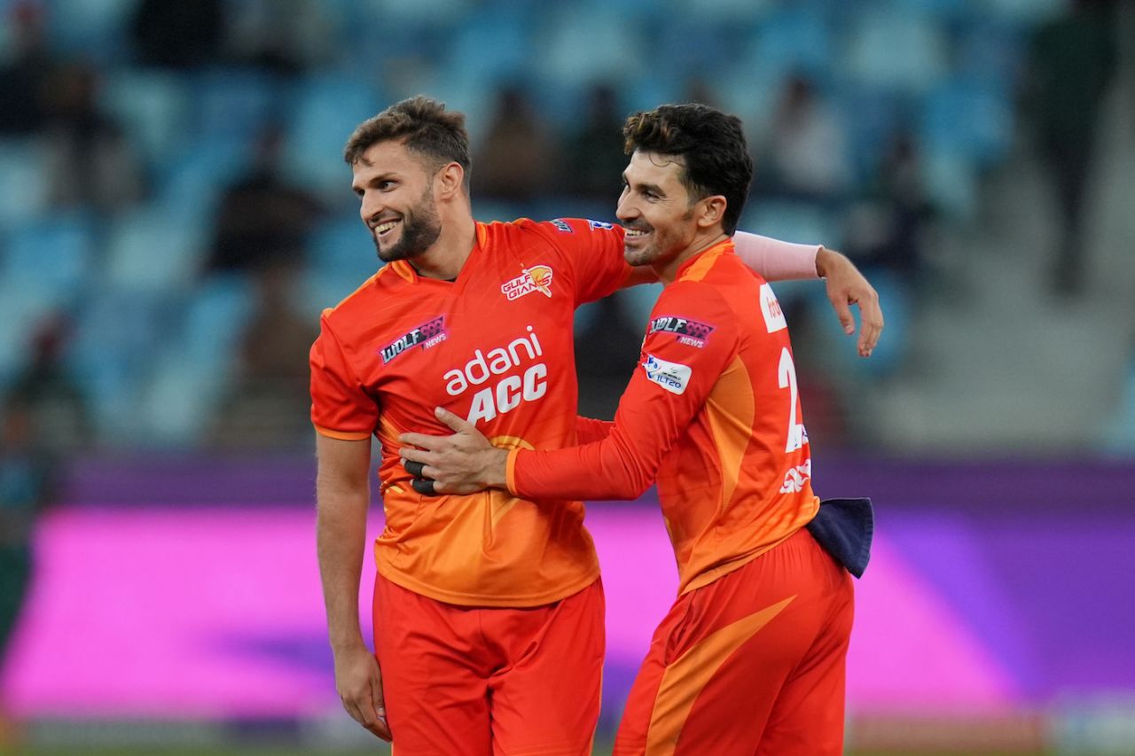 Azmatullah Omarzai and Rahmanullah Gurbaz celebrate a wicket, Desert Vipers vs Gulf Giants, ILT20 2025-26, Dubai, December 8, 2025