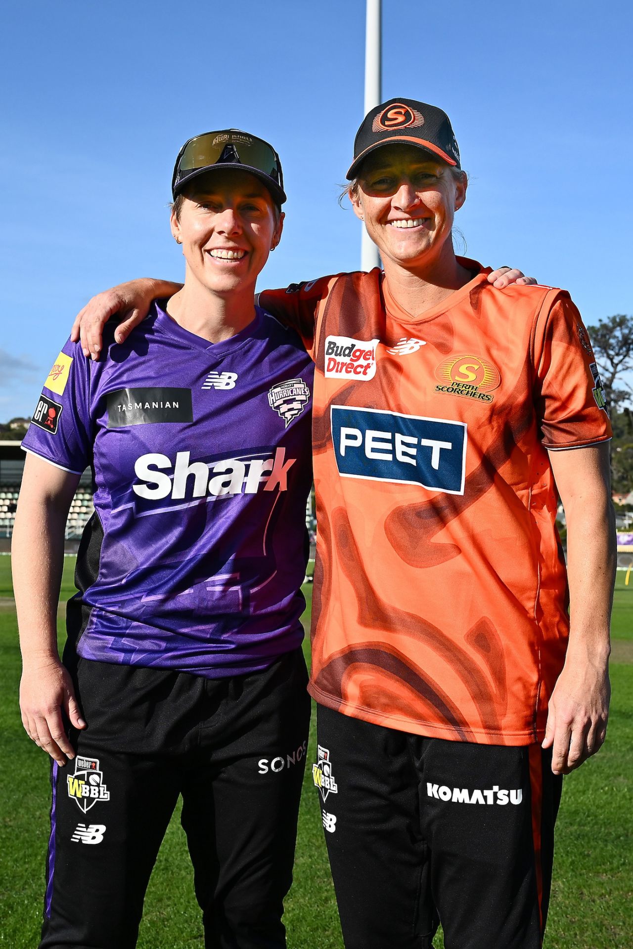 Elyse Villani and Sophie Devine strike a pose at the toss, Hobart Hurricanes vs Perth Scorchers, WBBL final, Hobart, December 13, 2025