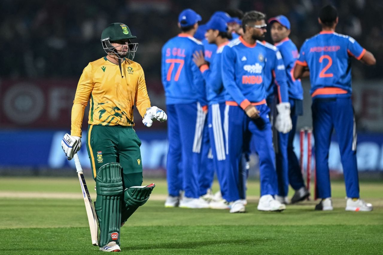 Quinton de Kock was beaten by the early swing, India vs South Africa, 3rd men's T20I, Dharamsala, December 14, 2025