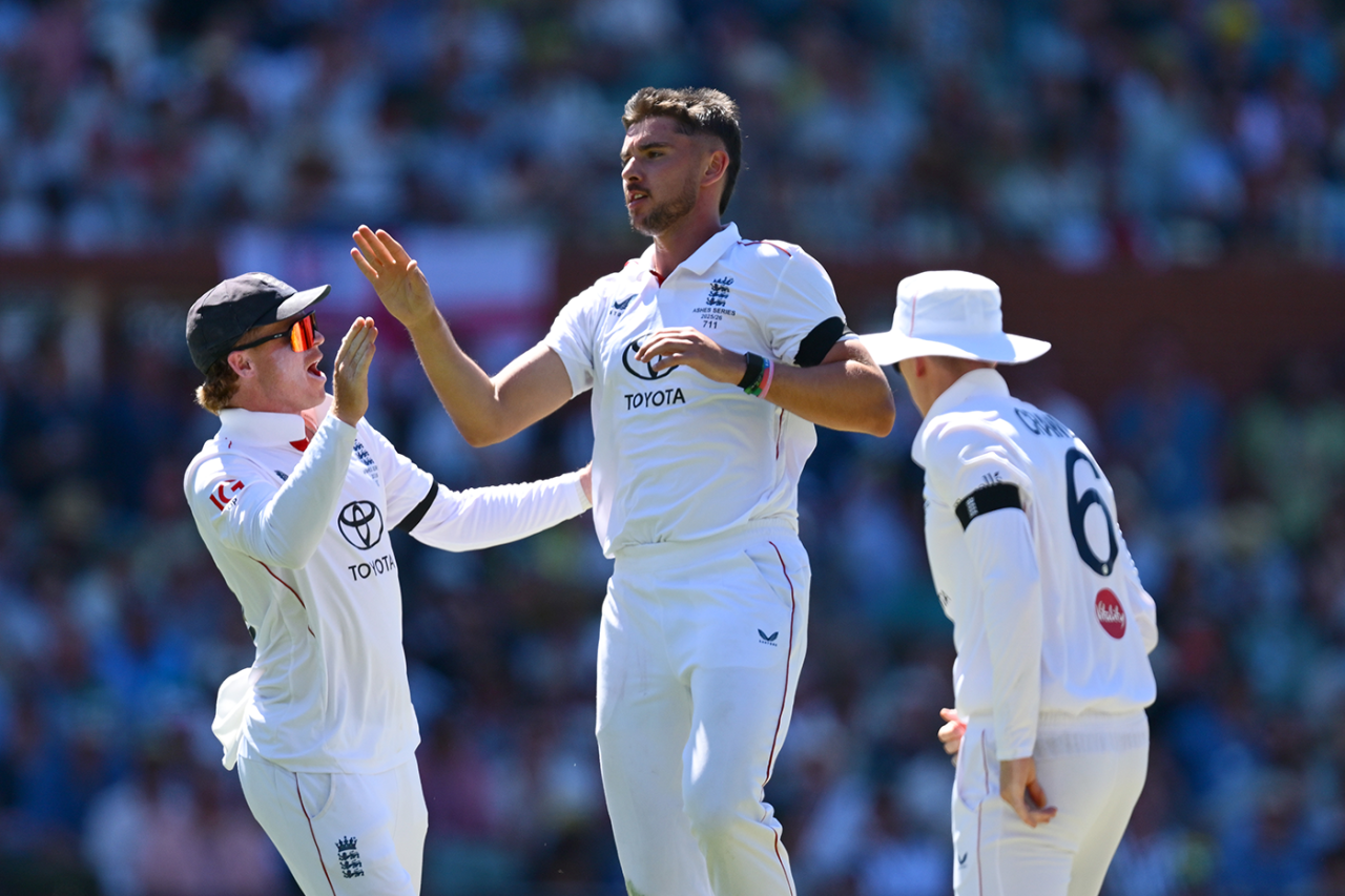 Josh Tongue broke through to remove Josh Inglis, Australia vs England, 3rd Test, Adelaide Oval, December 17, 2025