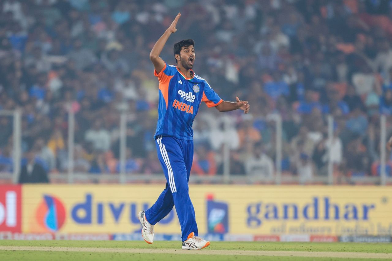 Washington Sundar bowled three overs for 24 runs in the powerplay, India vs South Africa, 5th T20I, Ahmedabad, December 19, 2025