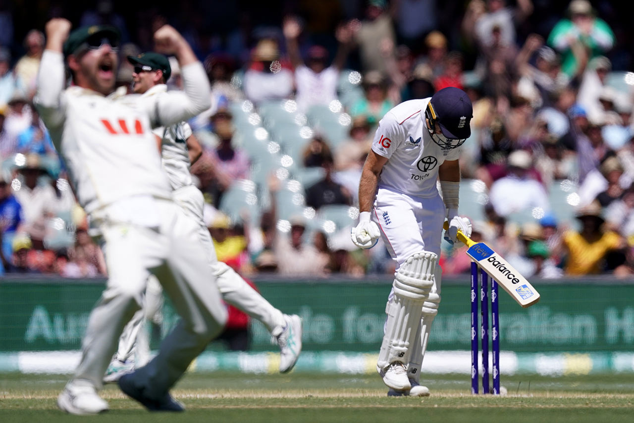 Contrasting emotions: Travis Head celebrates as Joe Root falls, Australia vs England, 3rd Test, Adelaide, 4th day, December 20, 2025
