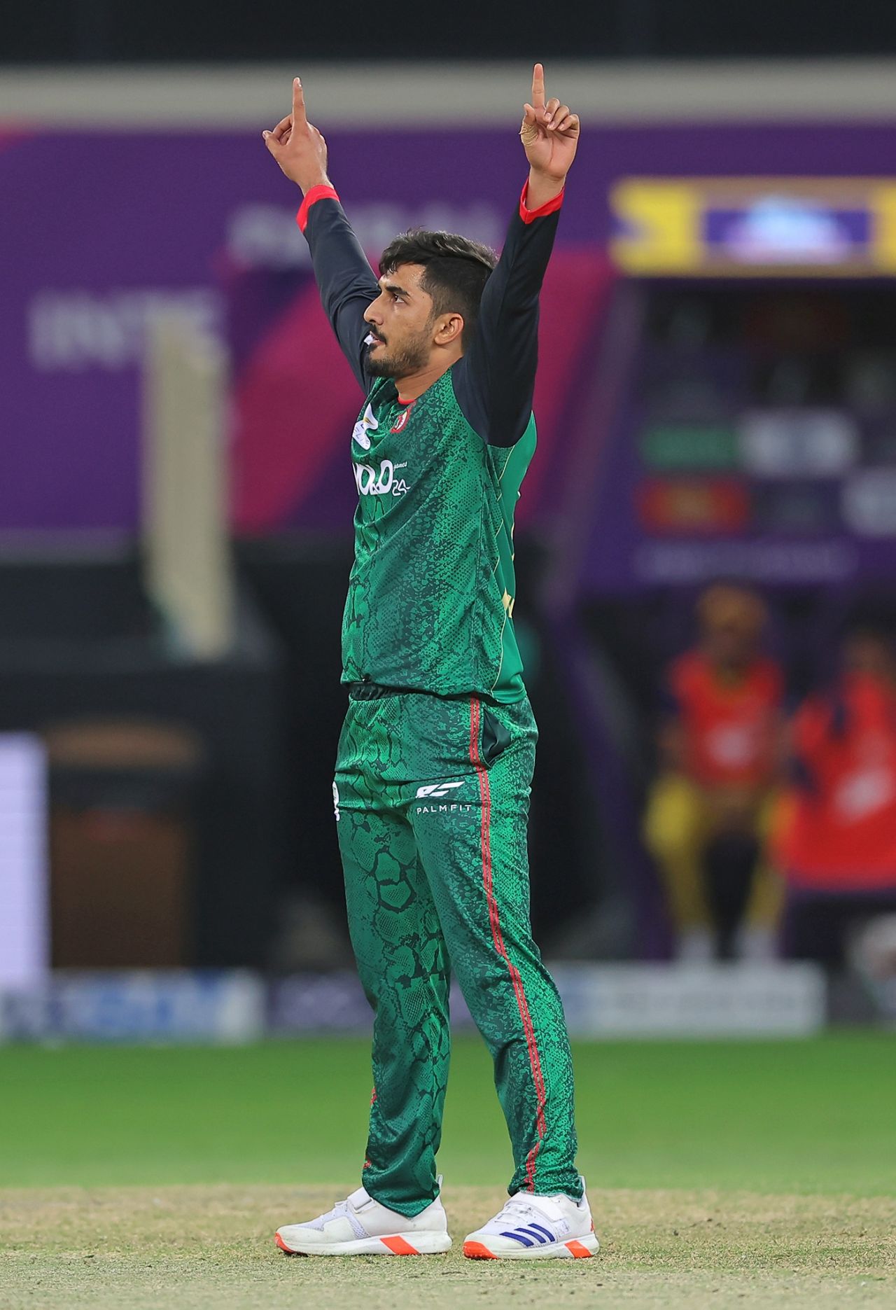 Khuzaima Tanveer was among the wickets for Desert Vipers, Desert Vipers vs Sharjah Warriorz, ILT20 2025-26, Dubai, December 20, 2025