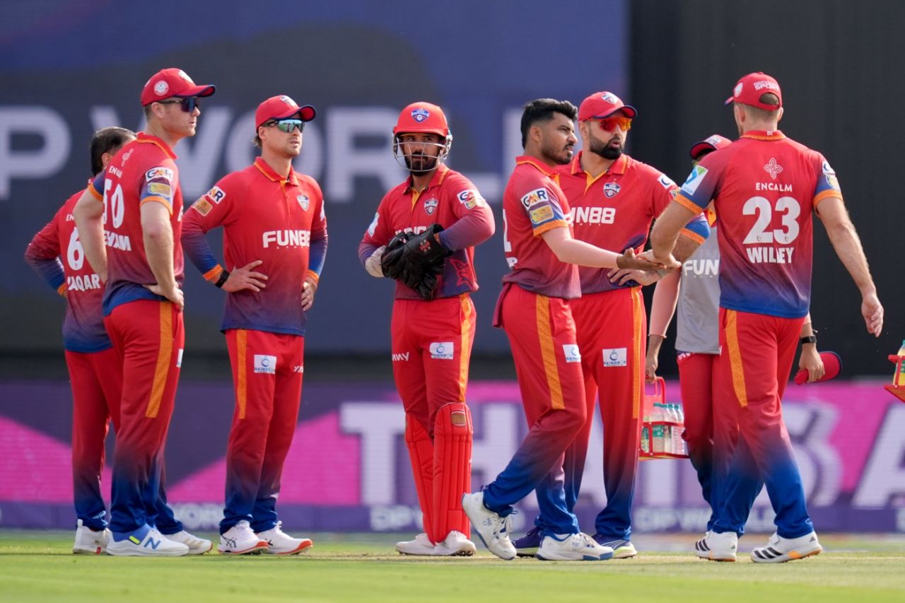 Haider Ali struck twice in the powerplay, Dubai Capitals vs Gulf Giants, ILT20, Abu Dhabi, December 21, 2025