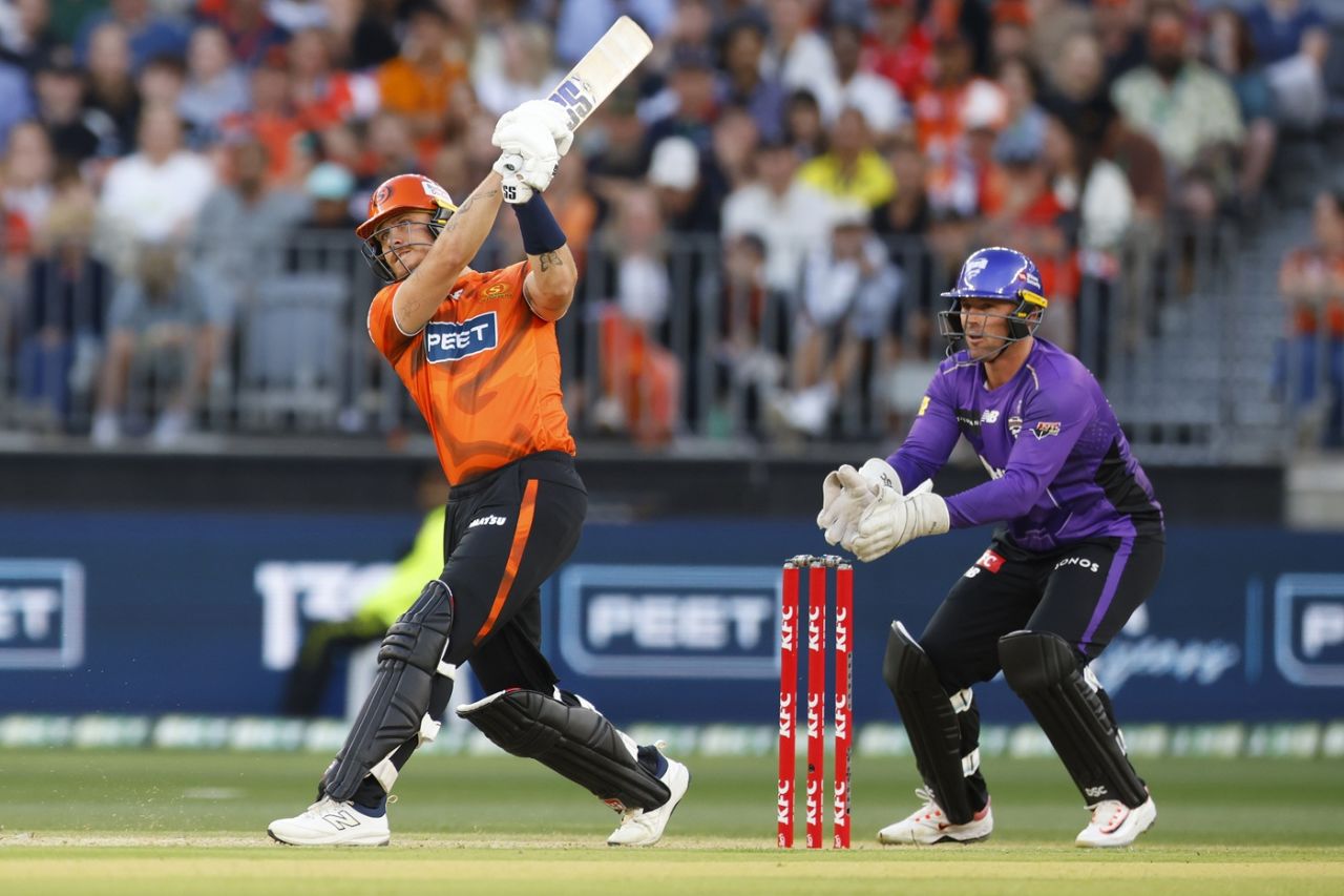 Finn Allen hit three fours and three sixes in his 43, Perth Scorchers vs Hobart Hurricanes, BBL 2025-26, Perth, December 26, 2025