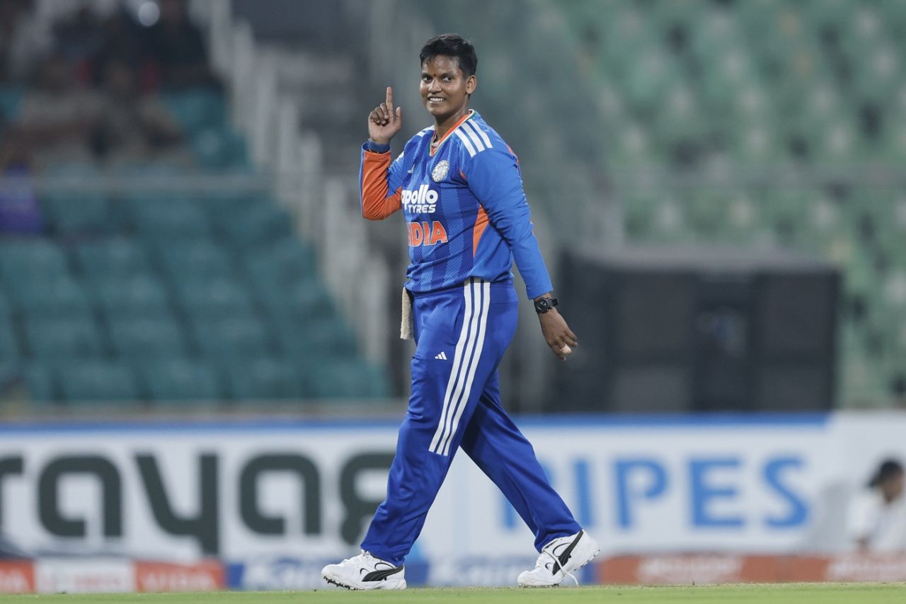 Deepti Sharma picked up her 150th T20I wicket, India vs Sri Lanka, 3rd T20I, Thiruvananthapuram, December 26, 2025