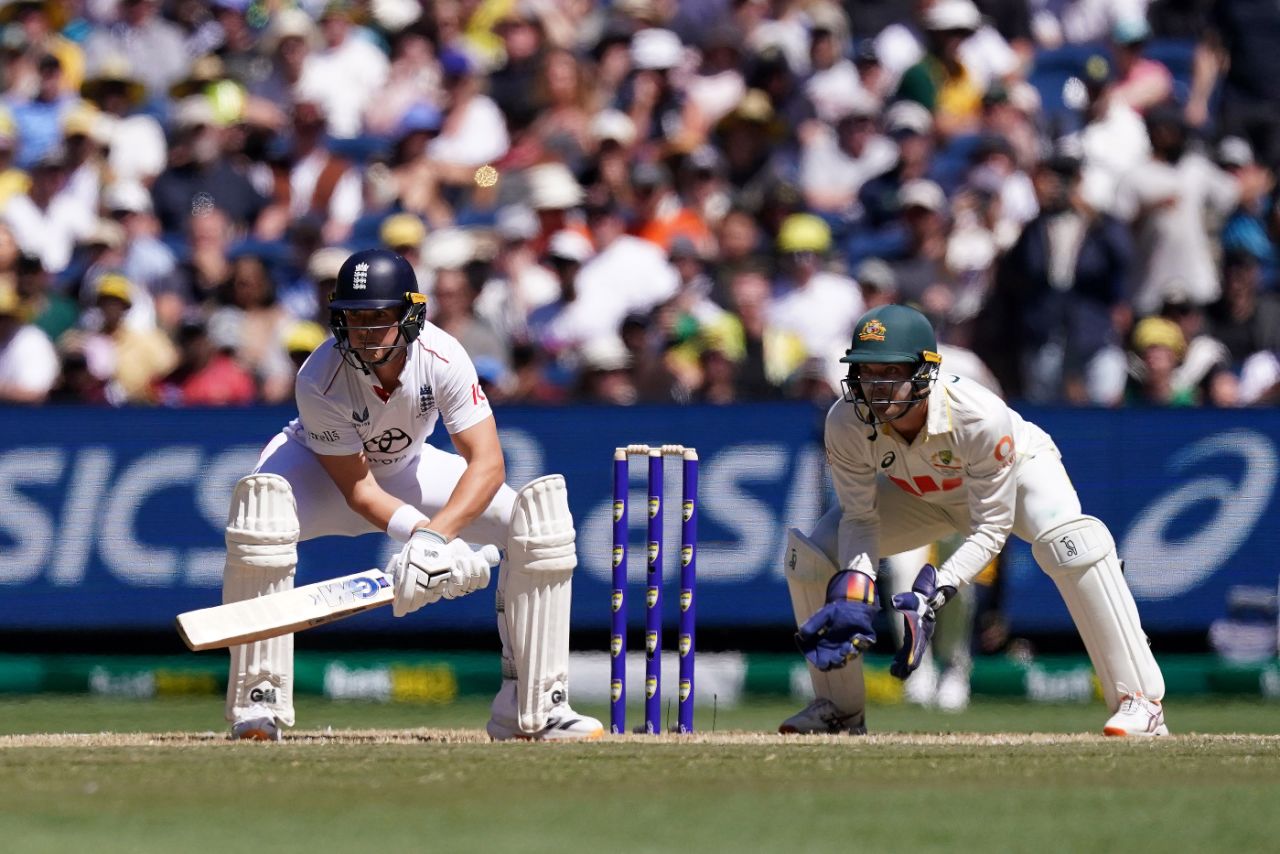 Jacob Bethell started the final session with a scoop shot, Australia vs England, 4th Test, Melbourne, 2nd day, December 27, 2025