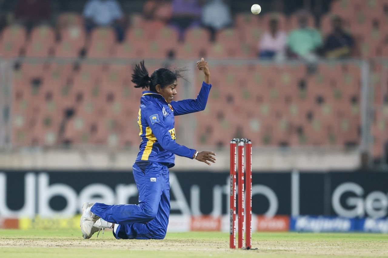 Nimasha Meepage ended India's record 162-run opening stand, India vs Sri Lanka, 4th Women's T20I, Thiruvananthapuram, December 28, 2025