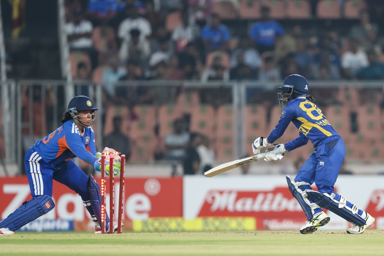 Richa Ghosh stumps Harshitha Samarawickrama, India vs Sri Lanka, 4th Women's T20I, Thiruvananthapuram, December 28, 2025