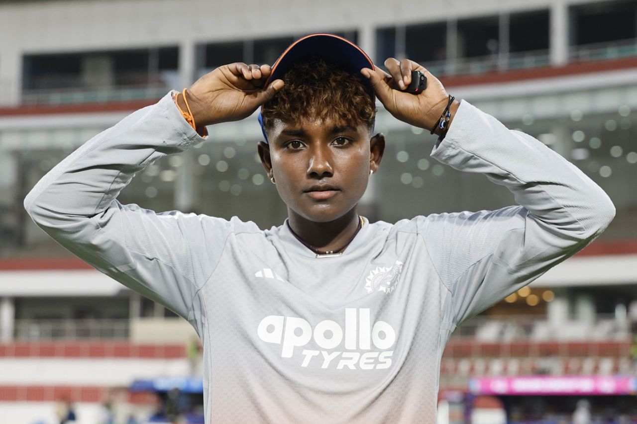 Gunalan Kamalini received her maiden T20I cap, India vs Sri Lanka, 5th Women's T20I, Thiruvananthapuram, December 30, 2025